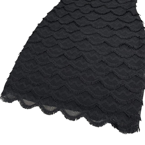 Guess size small black sleeveless flapper style mini dress fringe wave pattern - Picture 7 of 15